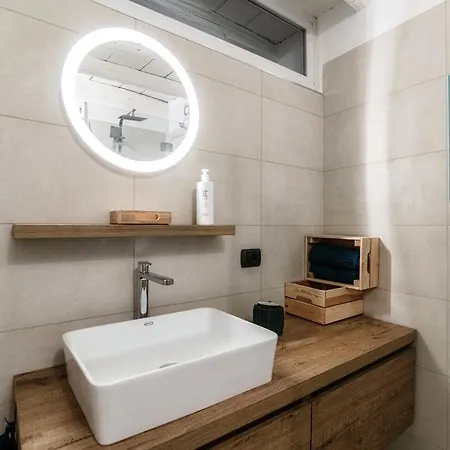 Apartment Fontana - By Myhomeincomo